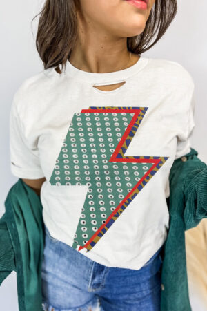 Λευκό T-Shirt με Γραφικό Διακοσμημένο με Στρας Σκισμένες Λεπτομέρειες